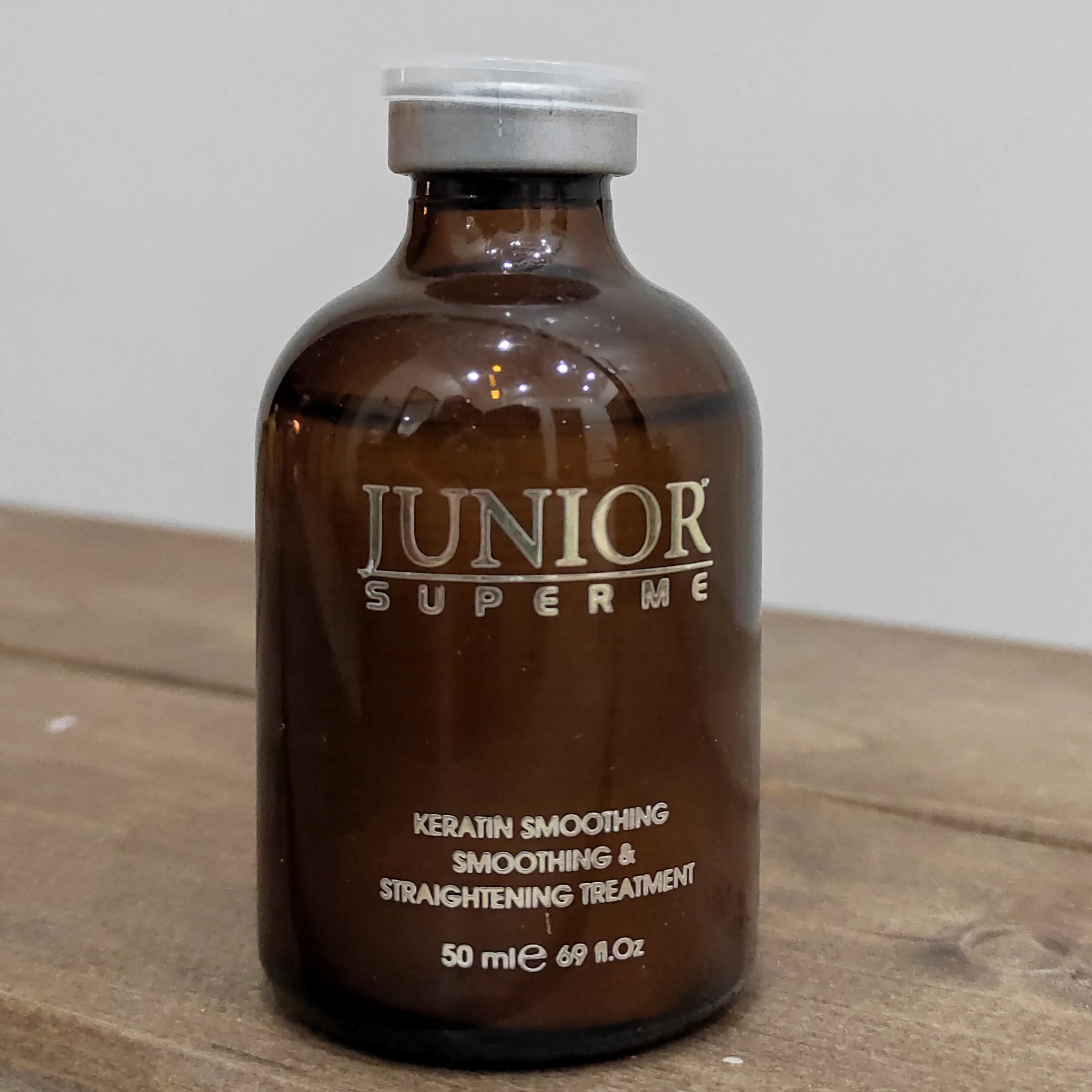 ویال / روغن صافی جونیور 50 میلی گرم - Vial and refined oil Junior ویال / روغن صافی جونیور 50 میلی گرم - Vial and refined oil Junior